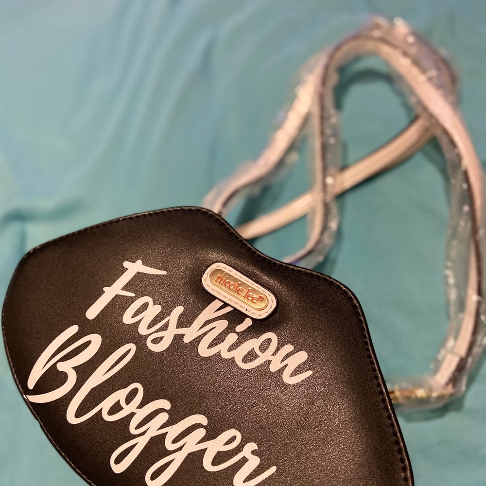 Fashion blogger purse